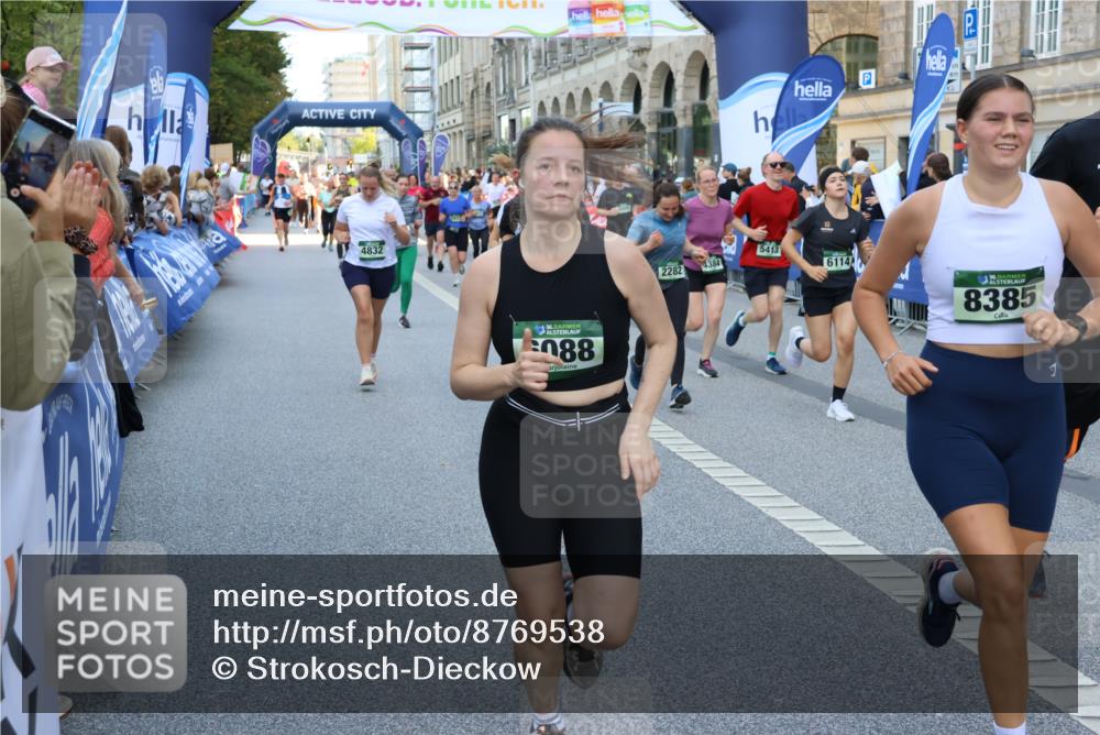 07.09.2025 - BARMER Alsterlauf Strokosch-Dieckow http://msf.ph/oto/8769538 07.09.2025 10:10:34 Ziel 2057, 2438, 2460, 2966, 3043, 3044, 3094, 3205, 3600, 3647, 4239, 4261, 4313, 4380, 4381, 4515, 4913, 5197, 5419, 5624, 6052, 8330, 8331, 8340, 8404 meine-sportfotos.de