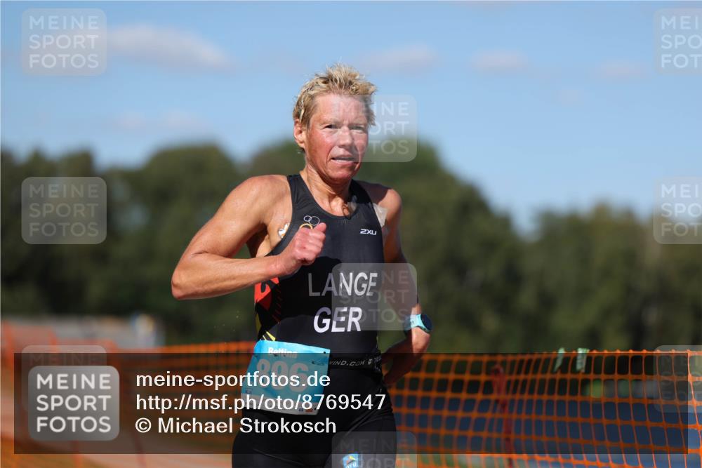 07.09.2025 - 19. Norderstedt Triathlon Michael Strokosch http://msf.ph/oto/8769547 07.09.2025 15:28:43 Laufen 469, 896, 982 meine-sportfotos.de