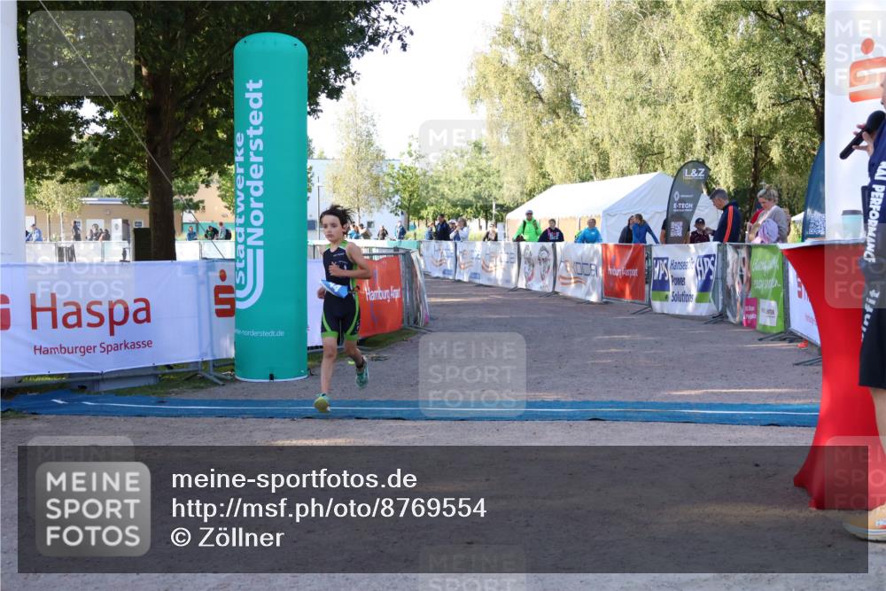 07.09.2025 - 19. Norderstedt Triathlon Zöllner http://msf.ph/oto/8769554 07.09.2025 09:12:49 Ziel 44 meine-sportfotos.de