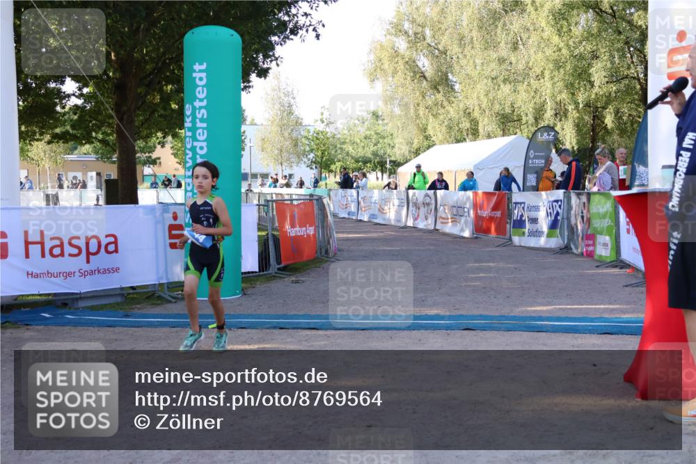 07.09.2025 - 19. Norderstedt Triathlon Zöllner http://msf.ph/oto/8769564 07.09.2025 09:12:50 Ziel 44 meine-sportfotos.de