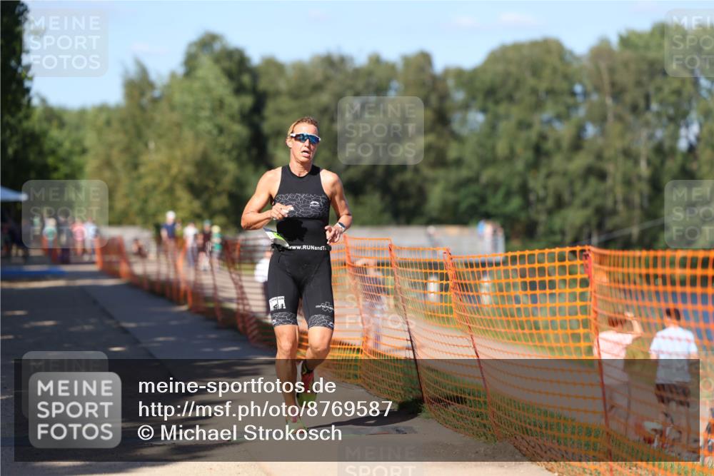 07.09.2025 - 19. Norderstedt Triathlon Michael Strokosch http://msf.ph/oto/8769587 07.09.2025 15:28:47 Laufen 469, 982 meine-sportfotos.de