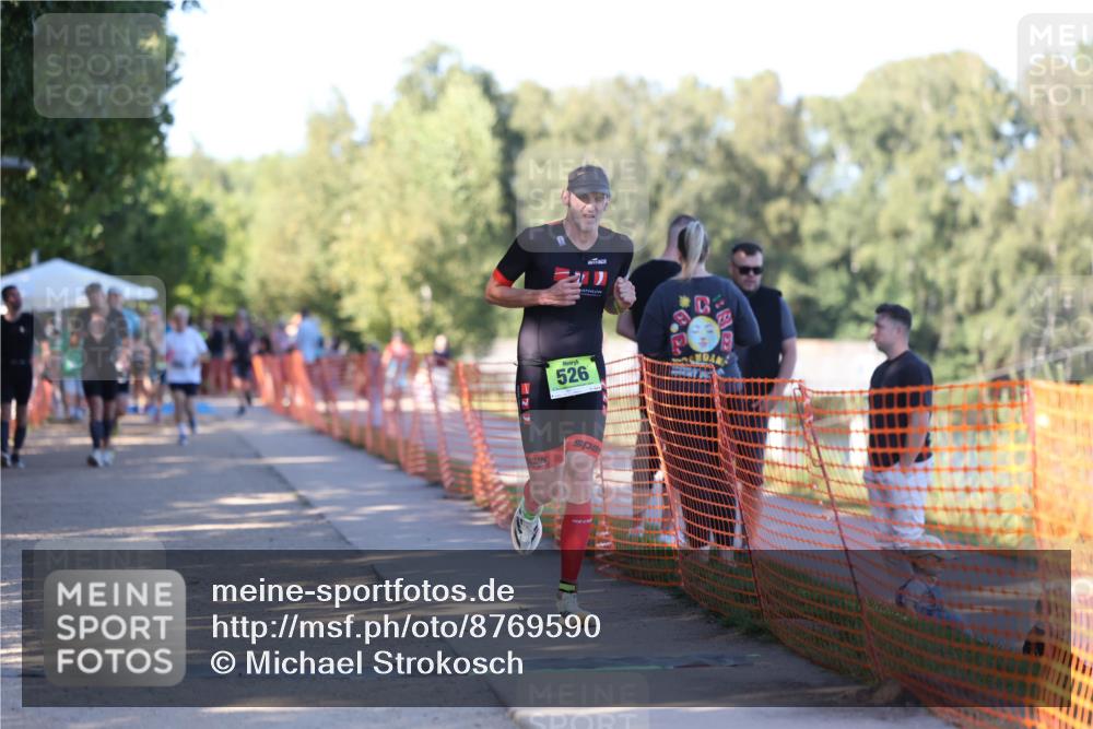 07.09.2025 - 19. Norderstedt Triathlon Michael Strokosch http://msf.ph/oto/8769590 07.09.2025 16:24:15 Laufen 526, 1552 meine-sportfotos.de