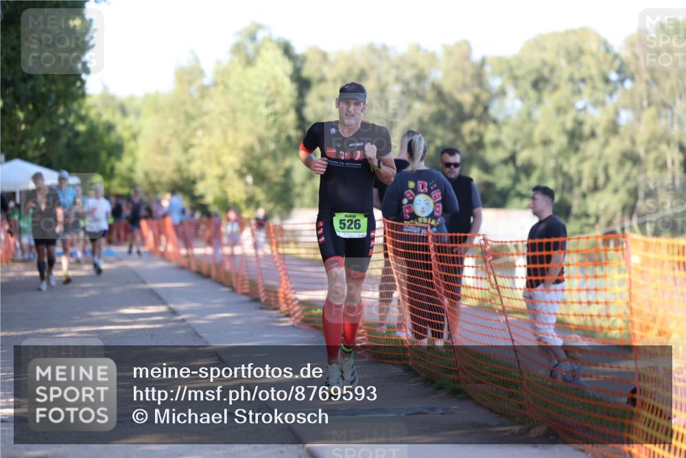 07.09.2025 - 19. Norderstedt Triathlon Michael Strokosch http://msf.ph/oto/8769593 07.09.2025 16:24:15 Laufen 526, 1552 meine-sportfotos.de