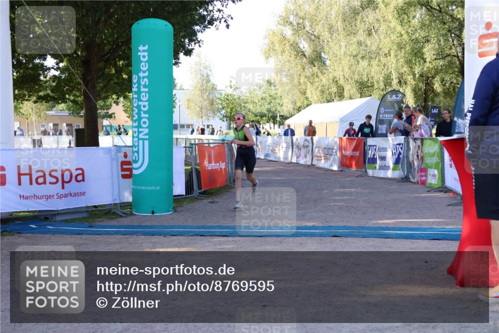 07.09.2025 - 19. Norderstedt Triathlon Zöllner http://msf.ph/oto/8769595 07.09.2025 09:13:21 Ziel 4 meine-sportfotos.de