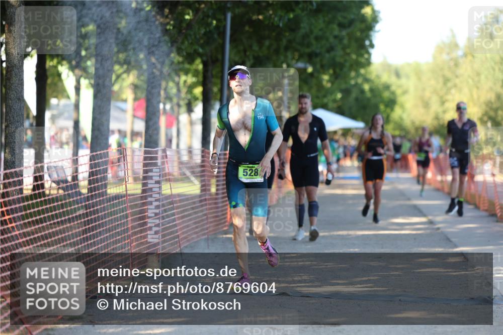 07.09.2025 - 19. Norderstedt Triathlon Michael Strokosch http://msf.ph/oto/8769604 07.09.2025 16:24:26 Laufen 483, 528, 936, 1512, 1522, 1628 meine-sportfotos.de