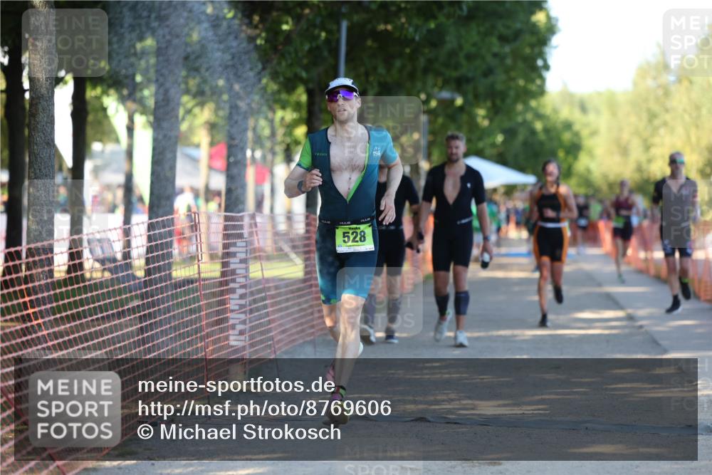 07.09.2025 - 19. Norderstedt Triathlon Michael Strokosch http://msf.ph/oto/8769606 07.09.2025 16:24:26 Laufen 483, 528, 936, 1512, 1522, 1628 meine-sportfotos.de