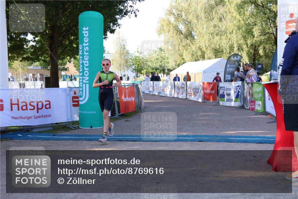 07.09.2025 - 19. Norderstedt Triathlon Zöllner http://msf.ph/oto/8769616 07.09.2025 09:13:22 Ziel 4 meine-sportfotos.de