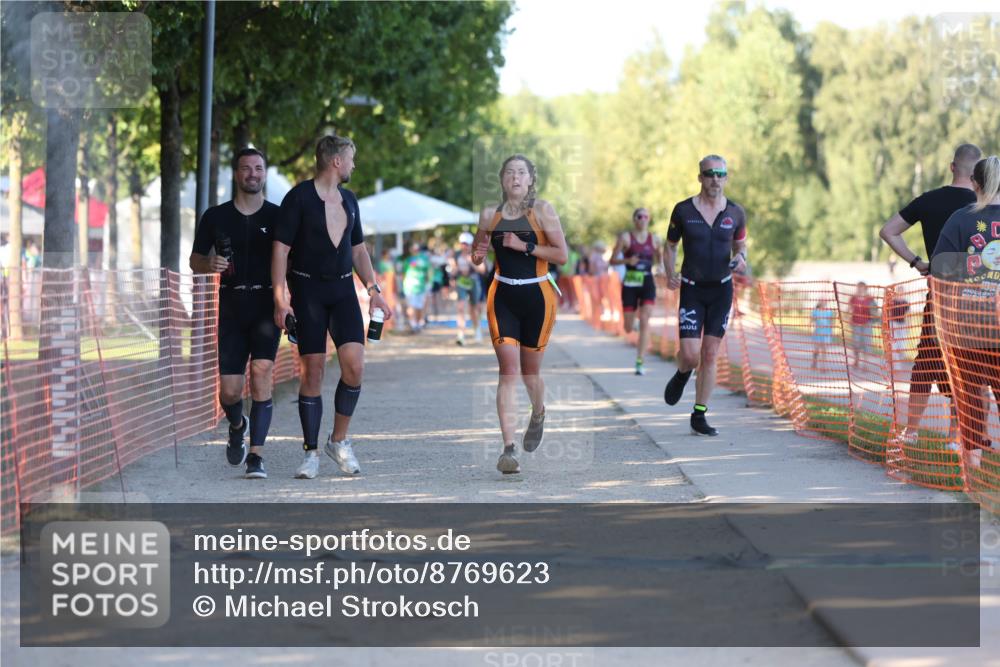 07.09.2025 - 19. Norderstedt Triathlon Michael Strokosch http://msf.ph/oto/8769623 07.09.2025 16:24:28 Laufen 483, 528, 936, 1064, 1512, 1522, 1628 meine-sportfotos.de