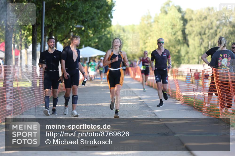 07.09.2025 - 19. Norderstedt Triathlon Michael Strokosch http://msf.ph/oto/8769626 07.09.2025 16:24:28 Laufen 483, 528, 936, 1064, 1512, 1522, 1628 meine-sportfotos.de