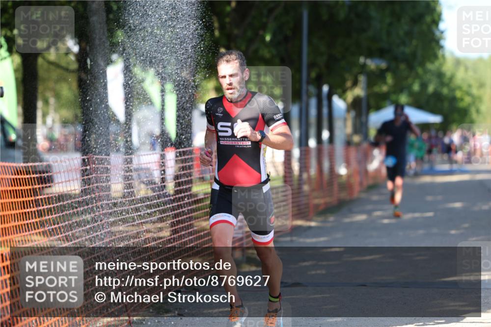 07.09.2025 - 19. Norderstedt Triathlon Michael Strokosch http://msf.ph/oto/8769627 07.09.2025 15:28:51 Laufen 469, 982 meine-sportfotos.de