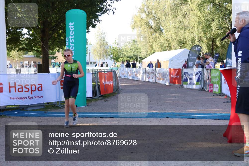 07.09.2025 - 19. Norderstedt Triathlon Zöllner http://msf.ph/oto/8769628 07.09.2025 09:13:22 Ziel 4 meine-sportfotos.de