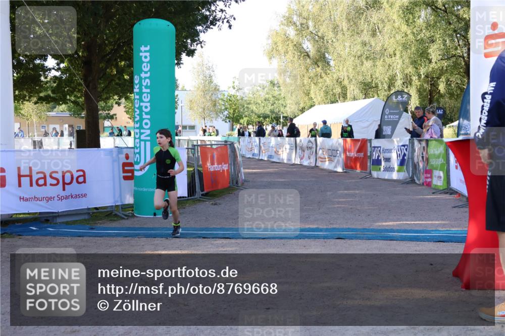 07.09.2025 - 19. Norderstedt Triathlon Zöllner http://msf.ph/oto/8769668 07.09.2025 09:13:46 Ziel 25, 54 meine-sportfotos.de