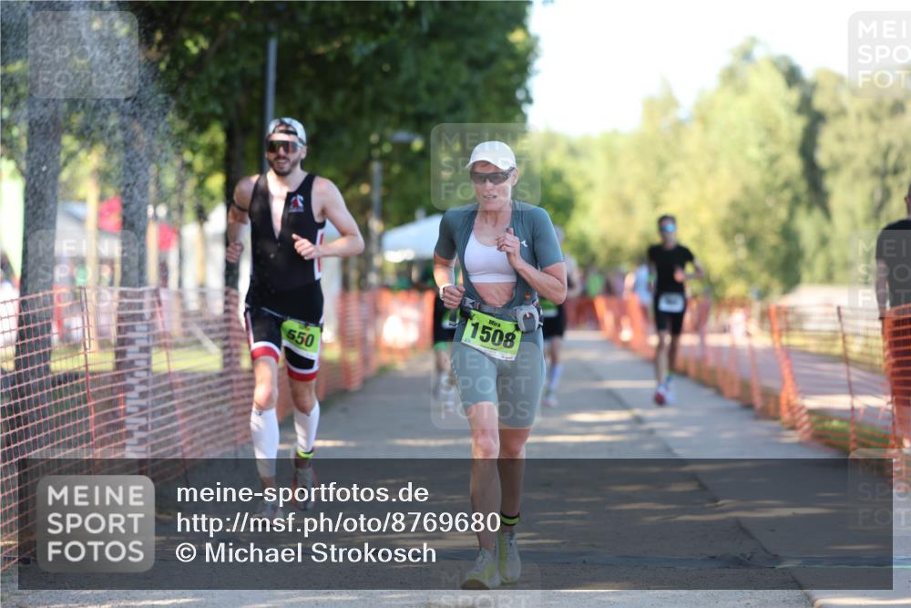 07.09.2025 - 19. Norderstedt Triathlon Michael Strokosch http://msf.ph/oto/8769680 07.09.2025 16:24:40 Laufen 550, 871, 932, 1064, 1092, 1495, 1590 meine-sportfotos.de