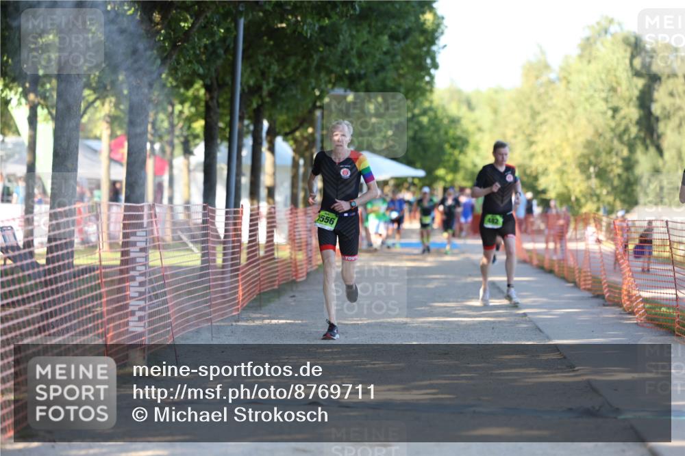 07.09.2025 - 19. Norderstedt Triathlon Michael Strokosch http://msf.ph/oto/8769711 07.09.2025 16:24:55 Laufen 482, 1556, 1559 meine-sportfotos.de