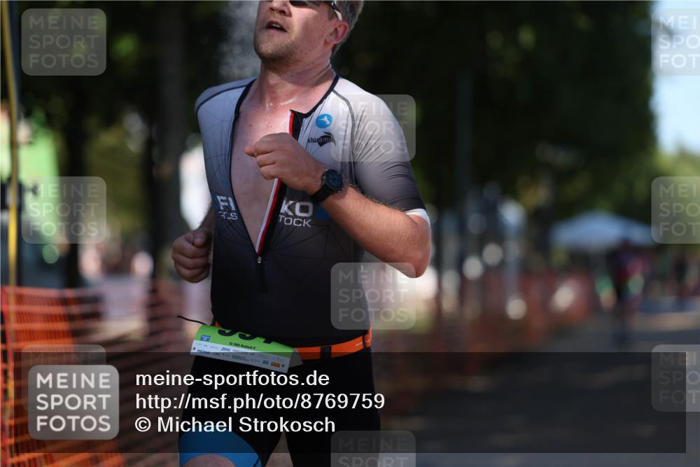 07.09.2025 - 19. Norderstedt Triathlon Michael Strokosch http://msf.ph/oto/8769759 07.09.2025 15:29:09 Laufen 478 meine-sportfotos.de