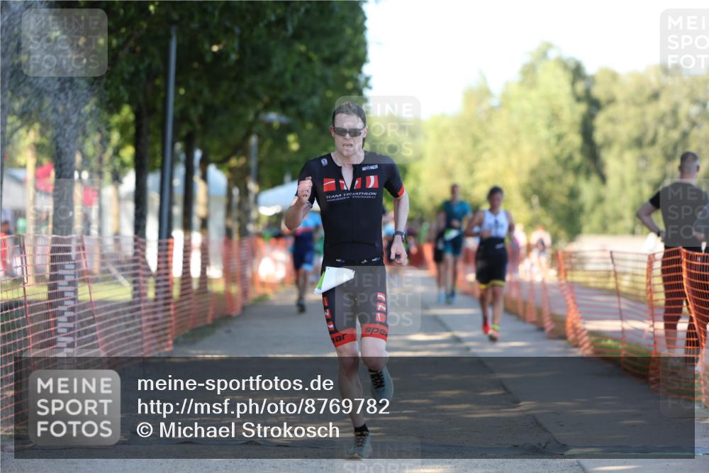 07.09.2025 - 19. Norderstedt Triathlon Michael Strokosch http://msf.ph/oto/8769782 07.09.2025 16:25:26 Laufen 402, 425, 523, 1104, 1417, 1579, 1623 meine-sportfotos.de