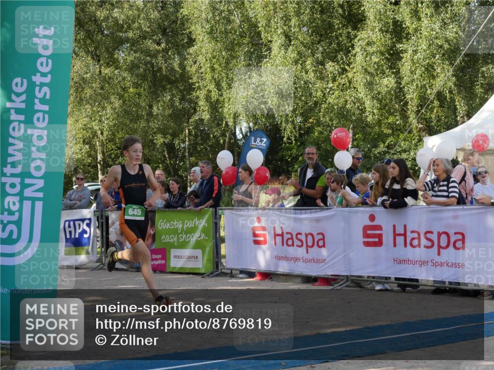 07.09.2025 - 19. Norderstedt Triathlon Zöllner http://msf.ph/oto/8769819 07.09.2025 10:49:20 Ziel 645 meine-sportfotos.de