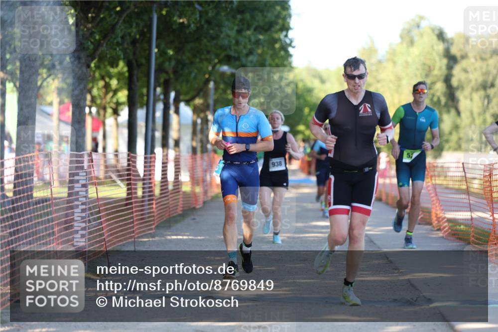 07.09.2025 - 19. Norderstedt Triathlon Michael Strokosch http://msf.ph/oto/8769849 07.09.2025 16:25:33 Laufen 425, 529, 938, 1083, 1104, 1579, 1607 meine-sportfotos.de