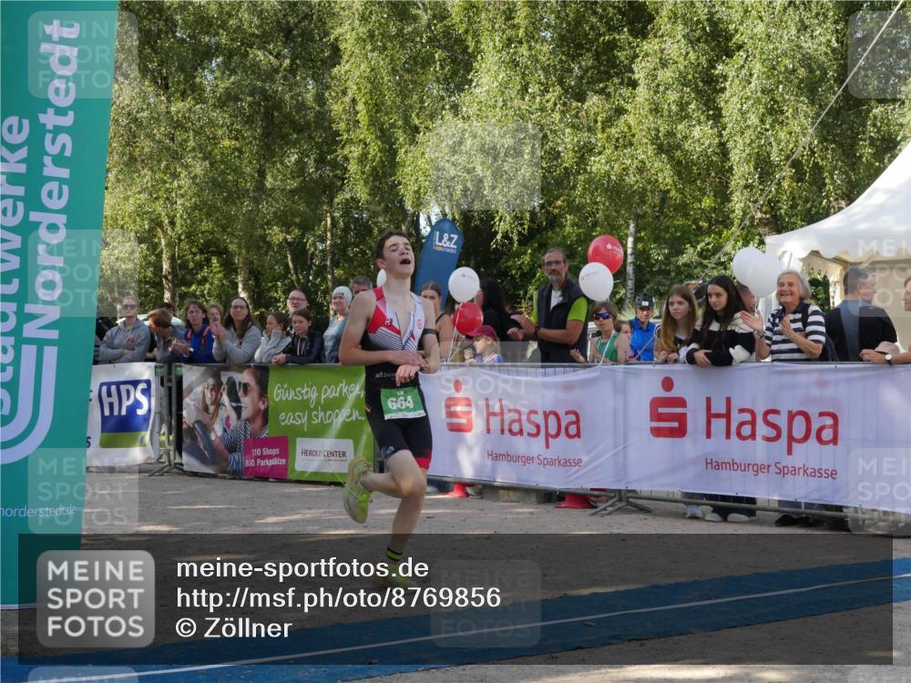07.09.2025 - 19. Norderstedt Triathlon Zöllner http://msf.ph/oto/8769856 07.09.2025 10:50:16 Ziel 664 meine-sportfotos.de