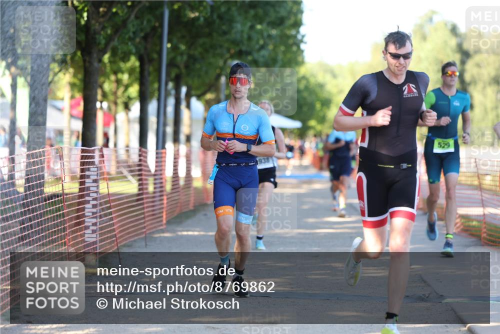 07.09.2025 - 19. Norderstedt Triathlon Michael Strokosch http://msf.ph/oto/8769862 07.09.2025 16:25:33 Laufen 425, 529, 938, 1083, 1104, 1579, 1607 meine-sportfotos.de