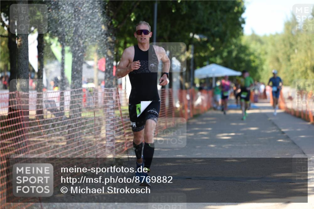 07.09.2025 - 19. Norderstedt Triathlon Michael Strokosch http://msf.ph/oto/8769882 07.09.2025 15:29:24 Laufen  meine-sportfotos.de