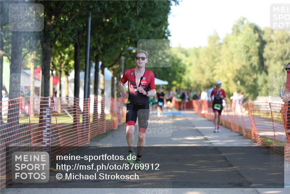 07.09.2025 - 19. Norderstedt Triathlon Michael Strokosch http://msf.ph/oto/8769912 07.09.2025 16:25:43 Laufen 499, 1061, 1083, 1570, 1607 meine-sportfotos.de