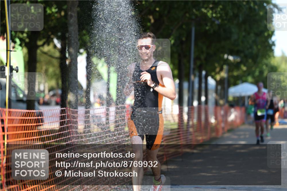 07.09.2025 - 19. Norderstedt Triathlon Michael Strokosch http://msf.ph/oto/8769932 07.09.2025 15:29:32 Laufen 395, 1022, 1029, 1478 meine-sportfotos.de