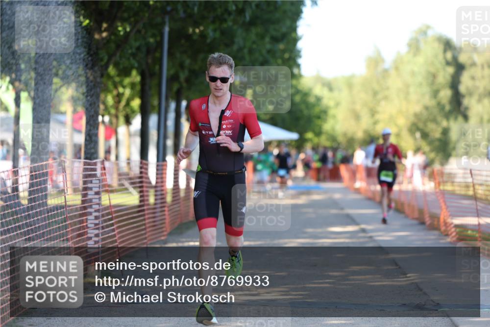 07.09.2025 - 19. Norderstedt Triathlon Michael Strokosch http://msf.ph/oto/8769933 07.09.2025 16:25:44 Laufen 499, 1061, 1083, 1570 meine-sportfotos.de