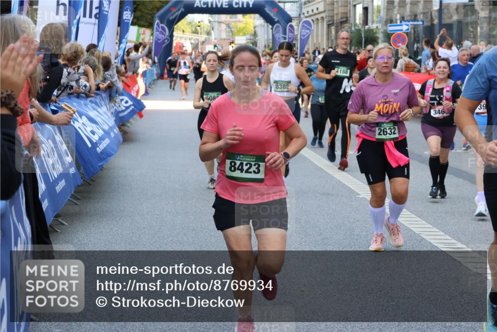 07.09.2025 - BARMER Alsterlauf Strokosch-Dieckow http://msf.ph/oto/8769934 07.09.2025 10:10:30 Ziel 2438, 2460, 2966, 3043, 3044, 3094, 3205, 3600, 3647, 4239, 4261, 4313, 4380, 4381, 4615, 4796, 4912, 4913, 5197, 5419, 5581, 5624, 6052, 8340 meine-sportfotos.de