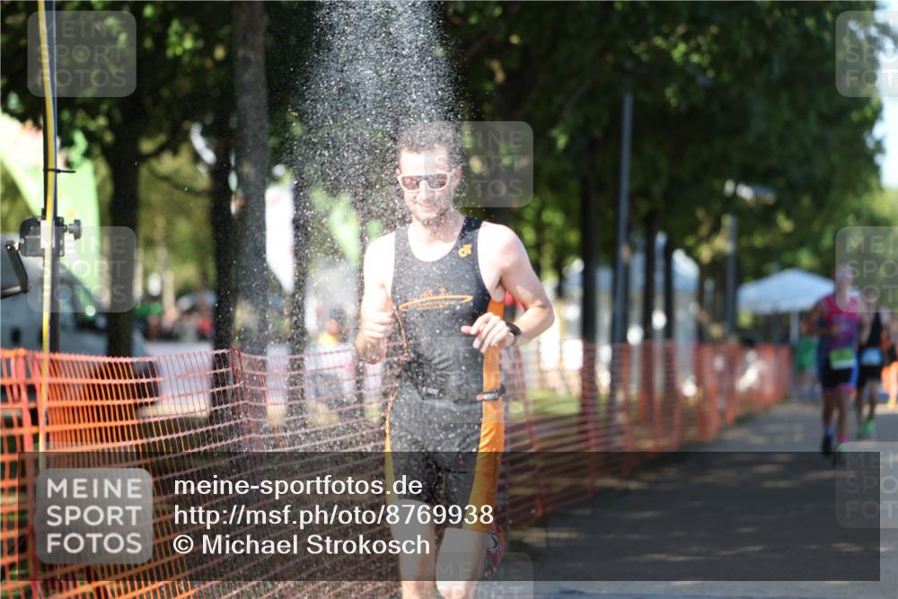 07.09.2025 - 19. Norderstedt Triathlon Michael Strokosch http://msf.ph/oto/8769938 07.09.2025 15:29:32 Laufen 395, 1022, 1029, 1478 meine-sportfotos.de