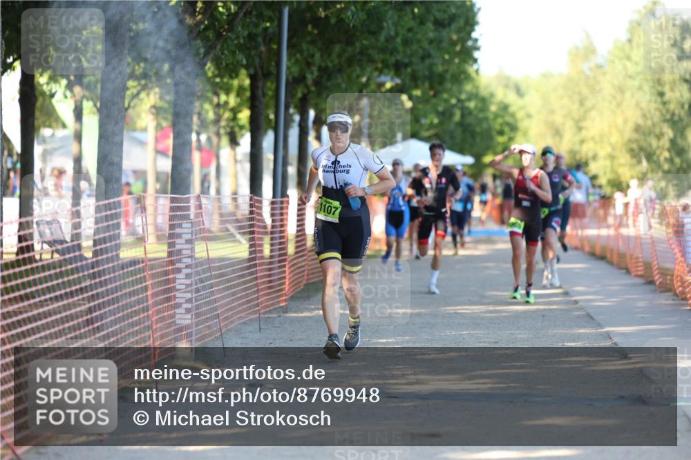07.09.2025 - 19. Norderstedt Triathlon Michael Strokosch http://msf.ph/oto/8769948 07.09.2025 16:26:01 Laufen 520, 530, 1051, 1056, 1065, 1107, 1475 meine-sportfotos.de