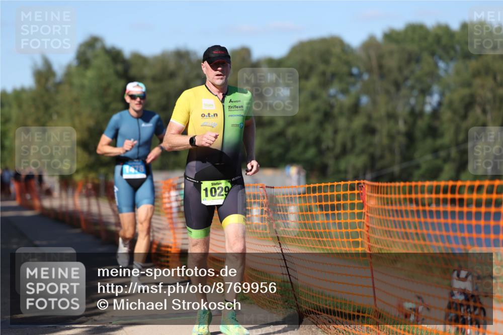 07.09.2025 - 19. Norderstedt Triathlon Michael Strokosch http://msf.ph/oto/8769956 07.09.2025 15:29:33 Laufen 395, 1022, 1029, 1478 meine-sportfotos.de