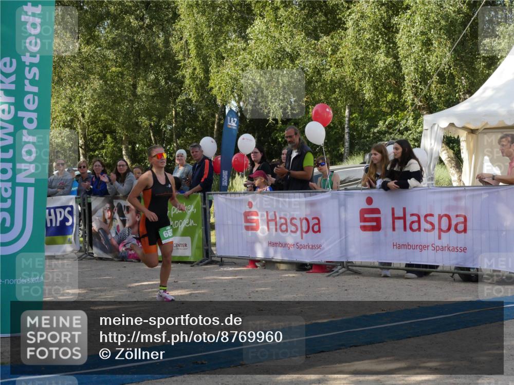 07.09.2025 - 19. Norderstedt Triathlon Zöllner http://msf.ph/oto/8769960 07.09.2025 10:51:20 Ziel 687 meine-sportfotos.de