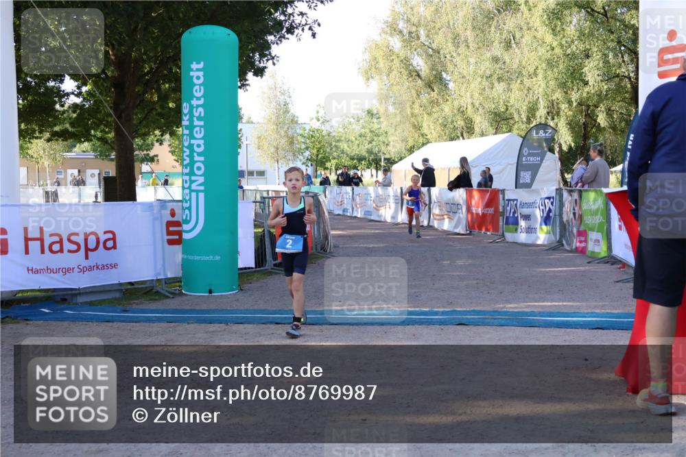 07.09.2025 - 19. Norderstedt Triathlon Zöllner http://msf.ph/oto/8769987 07.09.2025 09:16:22 Ziel 2, 11 meine-sportfotos.de
