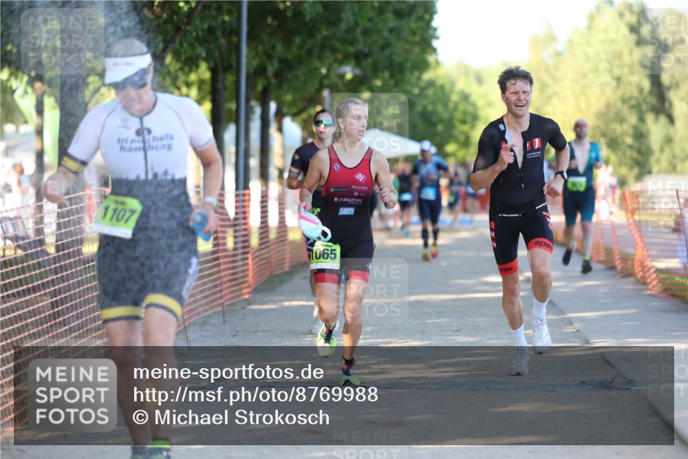 07.09.2025 - 19. Norderstedt Triathlon Michael Strokosch http://msf.ph/oto/8769988 07.09.2025 16:26:04 Laufen 520, 530, 916, 1051, 1056, 1065, 1107 meine-sportfotos.de