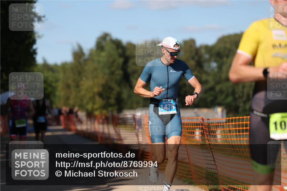 07.09.2025 - 19. Norderstedt Triathlon Michael Strokosch http://msf.ph/oto/8769994 07.09.2025 15:29:35 Laufen 395, 1022, 1029, 1478 meine-sportfotos.de