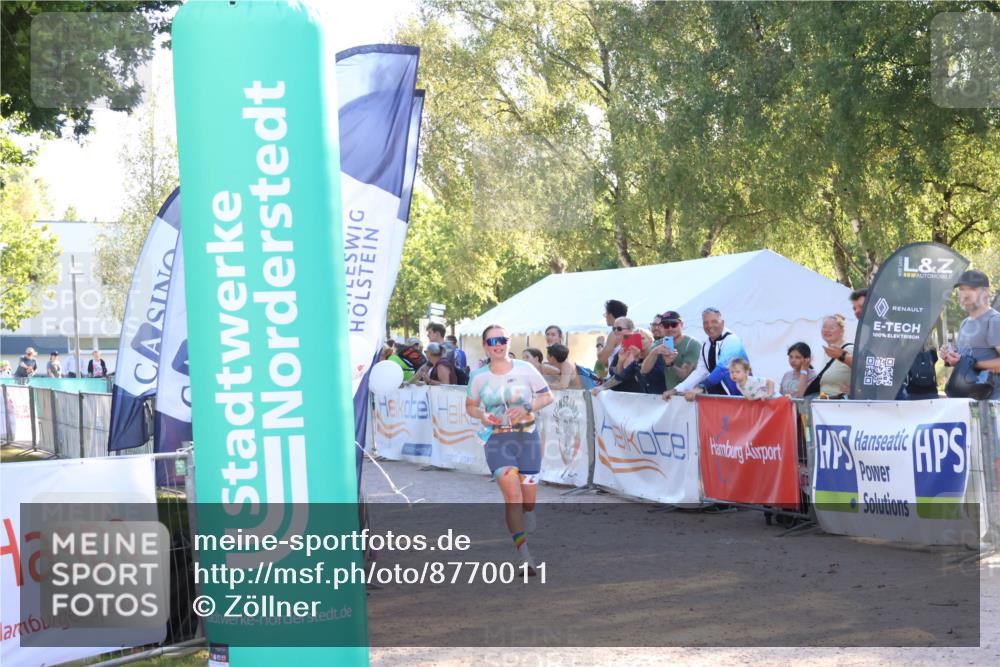 07.09.2025 - 19. Norderstedt Triathlon Zöllner http://msf.ph/oto/8770011 07.09.2025 16:41:03 Ziel 407, 1054 meine-sportfotos.de