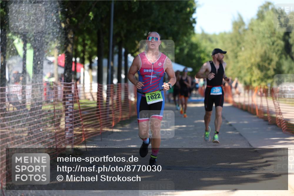 07.09.2025 - 19. Norderstedt Triathlon Michael Strokosch http://msf.ph/oto/8770030 07.09.2025 15:29:38 Laufen 395, 1022, 1434, 1478 meine-sportfotos.de