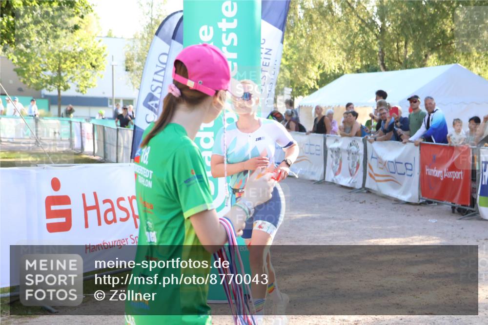 07.09.2025 - 19. Norderstedt Triathlon Zöllner http://msf.ph/oto/8770043 07.09.2025 16:41:05 Ziel 407, 1054 meine-sportfotos.de
