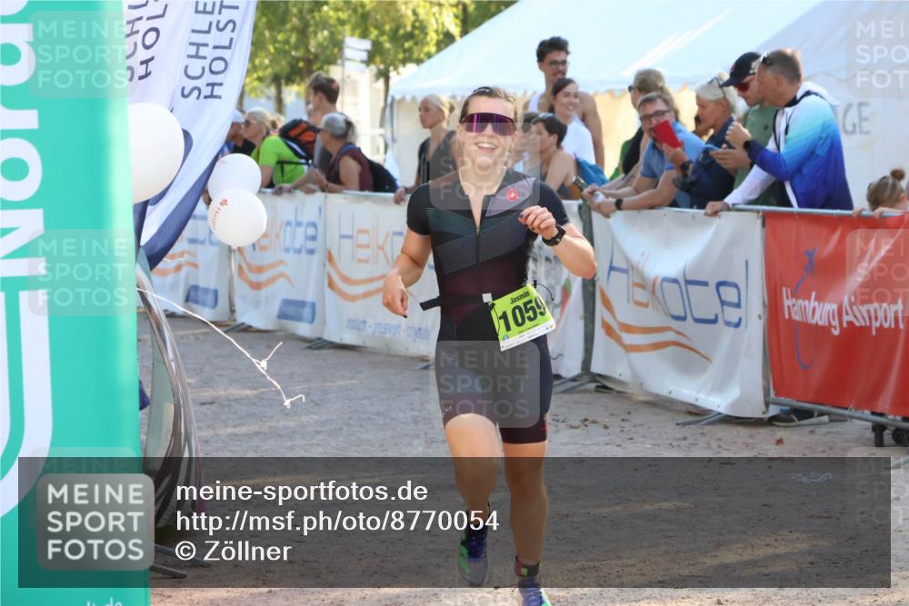07.09.2025 - 19. Norderstedt Triathlon Zöllner http://msf.ph/oto/8770054 07.09.2025 16:41:12 Ziel 407, 1059, 1090 meine-sportfotos.de