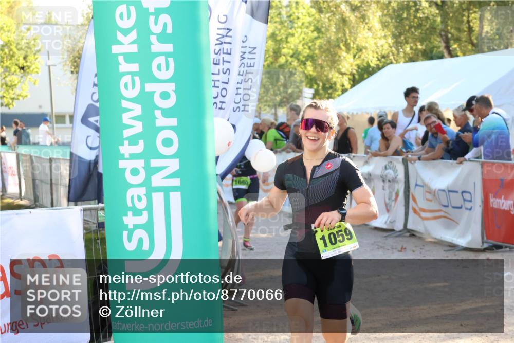 07.09.2025 - 19. Norderstedt Triathlon Zöllner http://msf.ph/oto/8770066 07.09.2025 16:41:13 Ziel 1059, 1090 meine-sportfotos.de