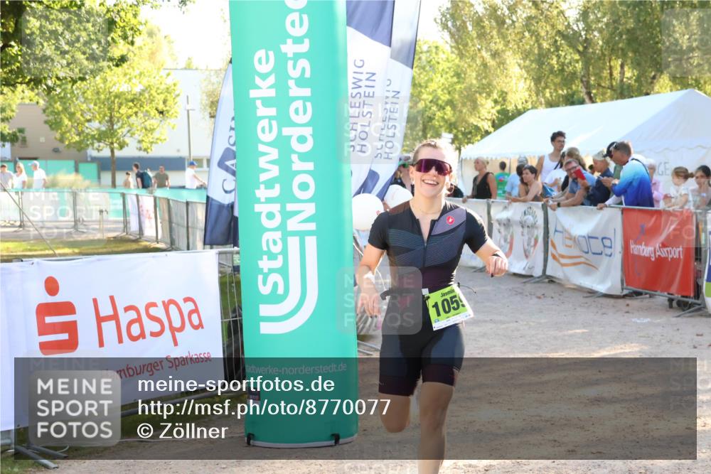 07.09.2025 - 19. Norderstedt Triathlon Zöllner http://msf.ph/oto/8770077 07.09.2025 16:41:13 Ziel 1059, 1090 meine-sportfotos.de
