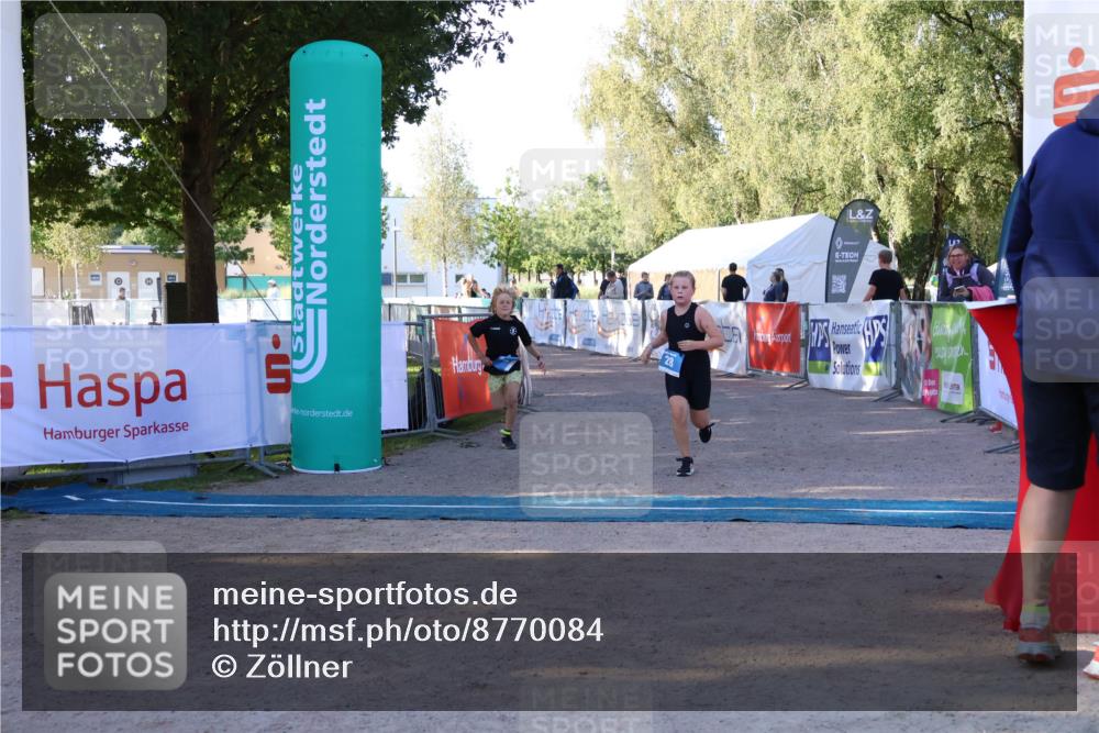 07.09.2025 - 19. Norderstedt Triathlon Zöllner http://msf.ph/oto/8770084 07.09.2025 09:17:03 Ziel 6, 28 meine-sportfotos.de