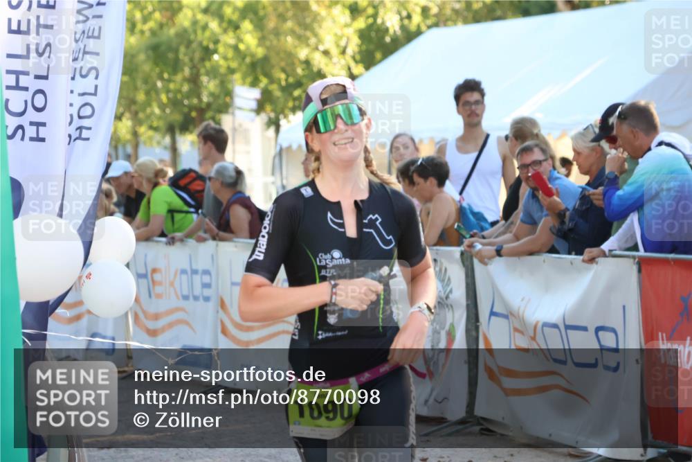 07.09.2025 - 19. Norderstedt Triathlon Zöllner http://msf.ph/oto/8770098 07.09.2025 16:41:15 Ziel 1059, 1090 meine-sportfotos.de