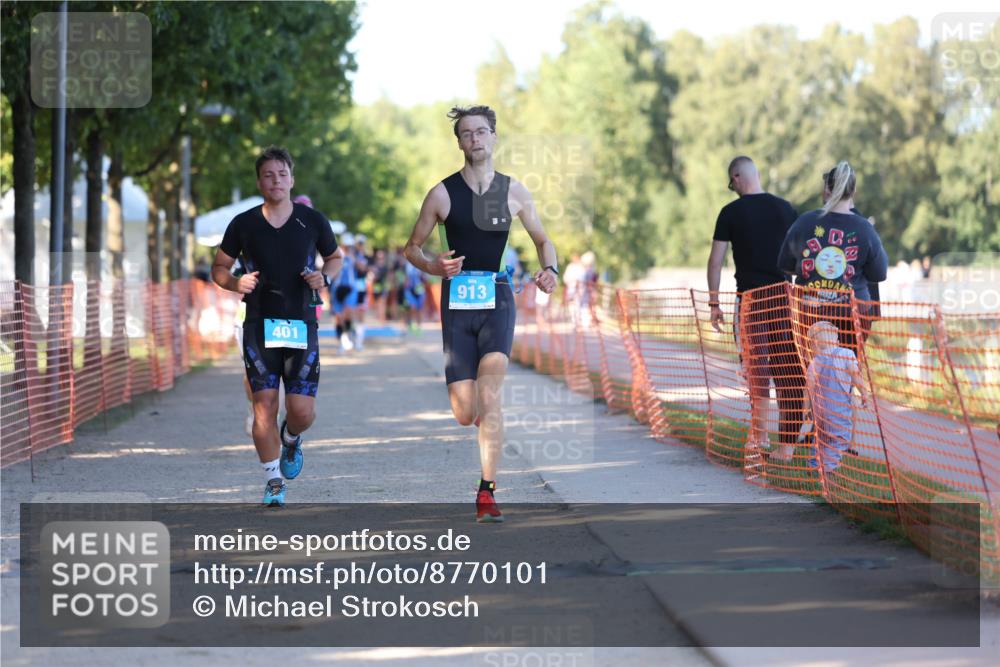 07.09.2025 - 19. Norderstedt Triathlon Michael Strokosch http://msf.ph/oto/8770101 07.09.2025 16:26:18 Laufen 401, 913, 1474, 1485 meine-sportfotos.de