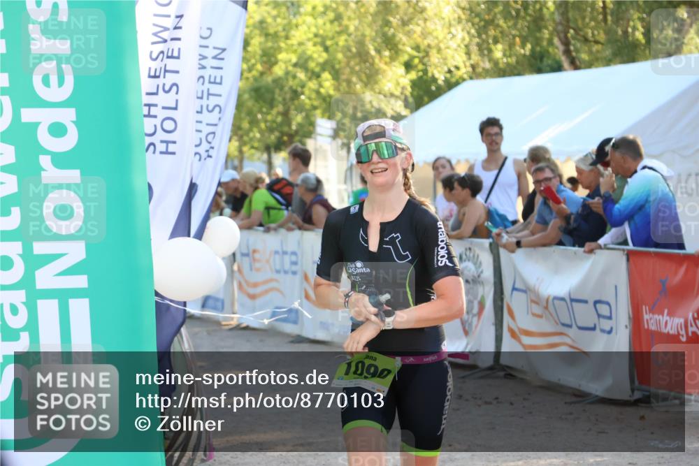 07.09.2025 - 19. Norderstedt Triathlon Zöllner http://msf.ph/oto/8770103 07.09.2025 16:41:15 Ziel 1059, 1090 meine-sportfotos.de
