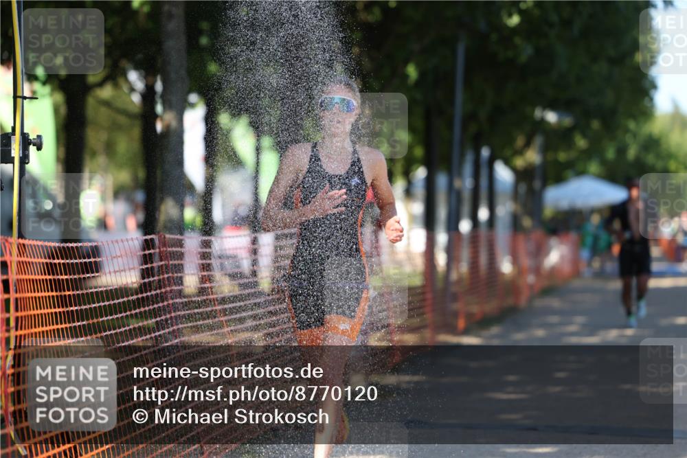 07.09.2025 - 19. Norderstedt Triathlon Michael Strokosch http://msf.ph/oto/8770120 07.09.2025 15:29:44 Laufen 395, 911, 1434 meine-sportfotos.de