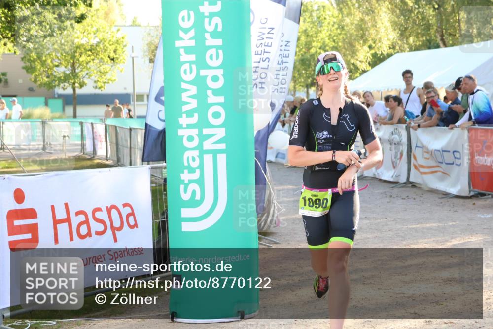 07.09.2025 - 19. Norderstedt Triathlon Zöllner http://msf.ph/oto/8770122 07.09.2025 16:41:16 Ziel 1059, 1090 meine-sportfotos.de