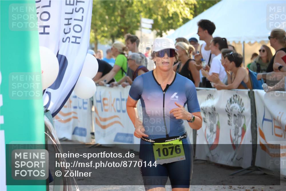 07.09.2025 - 19. Norderstedt Triathlon Zöllner http://msf.ph/oto/8770144 07.09.2025 16:41:30 Ziel 1076, 1592 meine-sportfotos.de