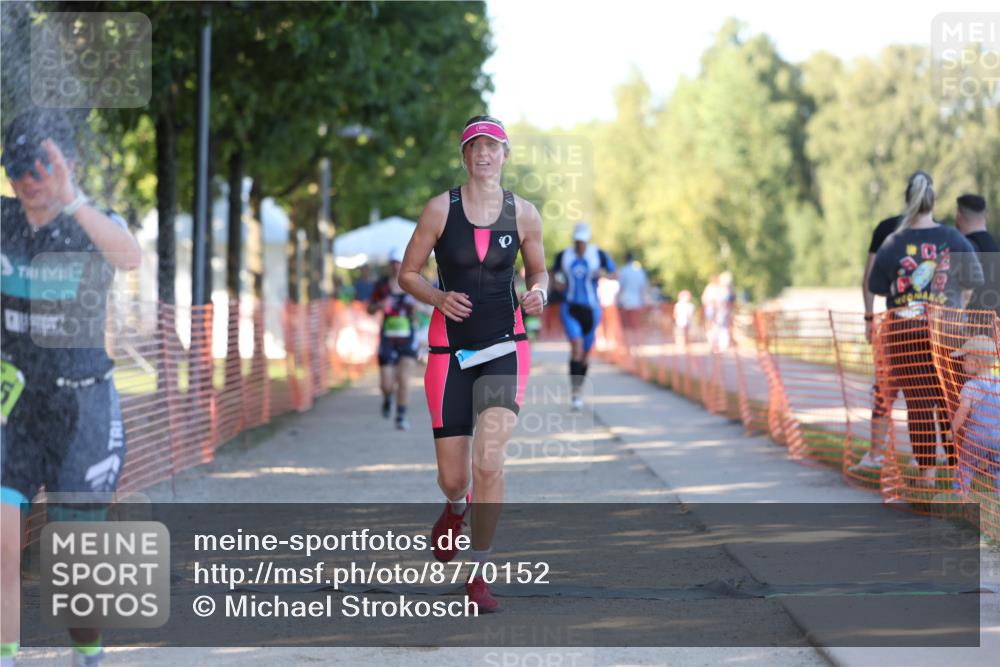 07.09.2025 - 19. Norderstedt Triathlon Michael Strokosch http://msf.ph/oto/8770152 07.09.2025 16:26:23 Laufen 401, 414, 437, 913, 1485, 1565 meine-sportfotos.de